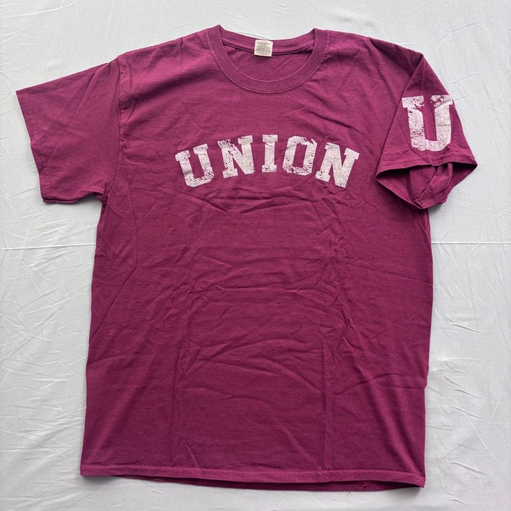Gildan Ultra Cotton Union Graphic T-Shirt Mens Maroon Short Sleeve Tee Burgundy